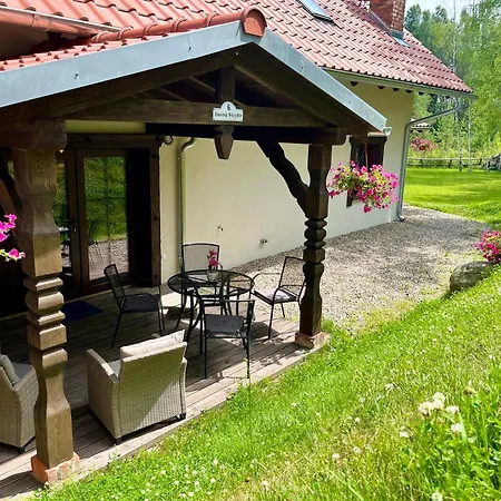 Dworek Wdzydze Przytarnia Exterior photo