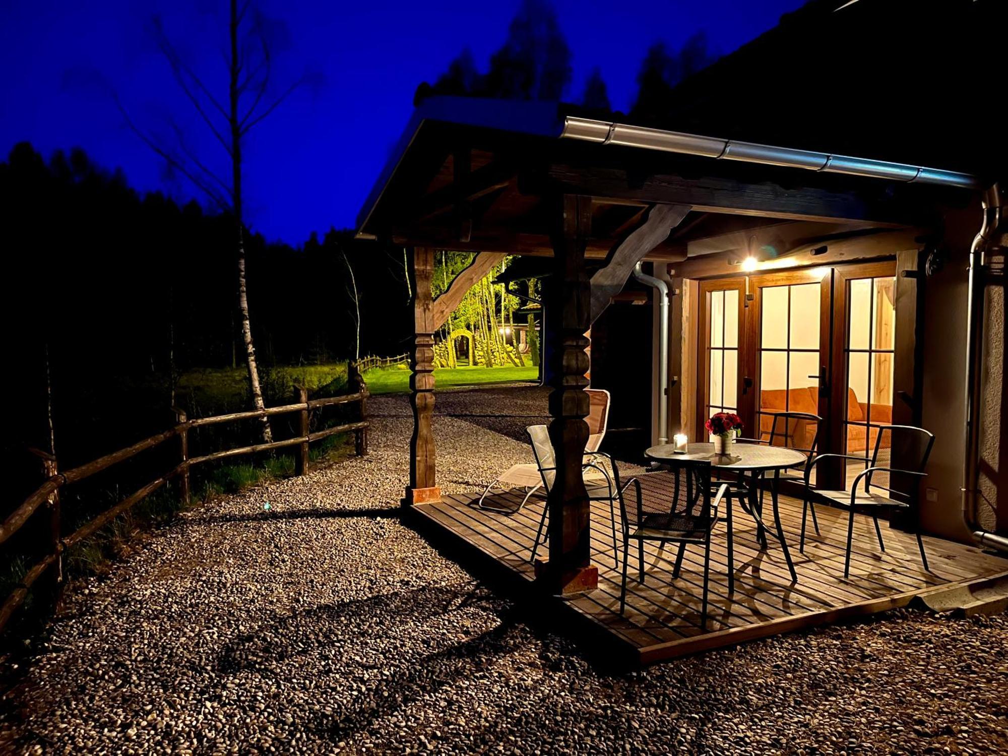 Dworek Wdzydze Apartment Przytarnia