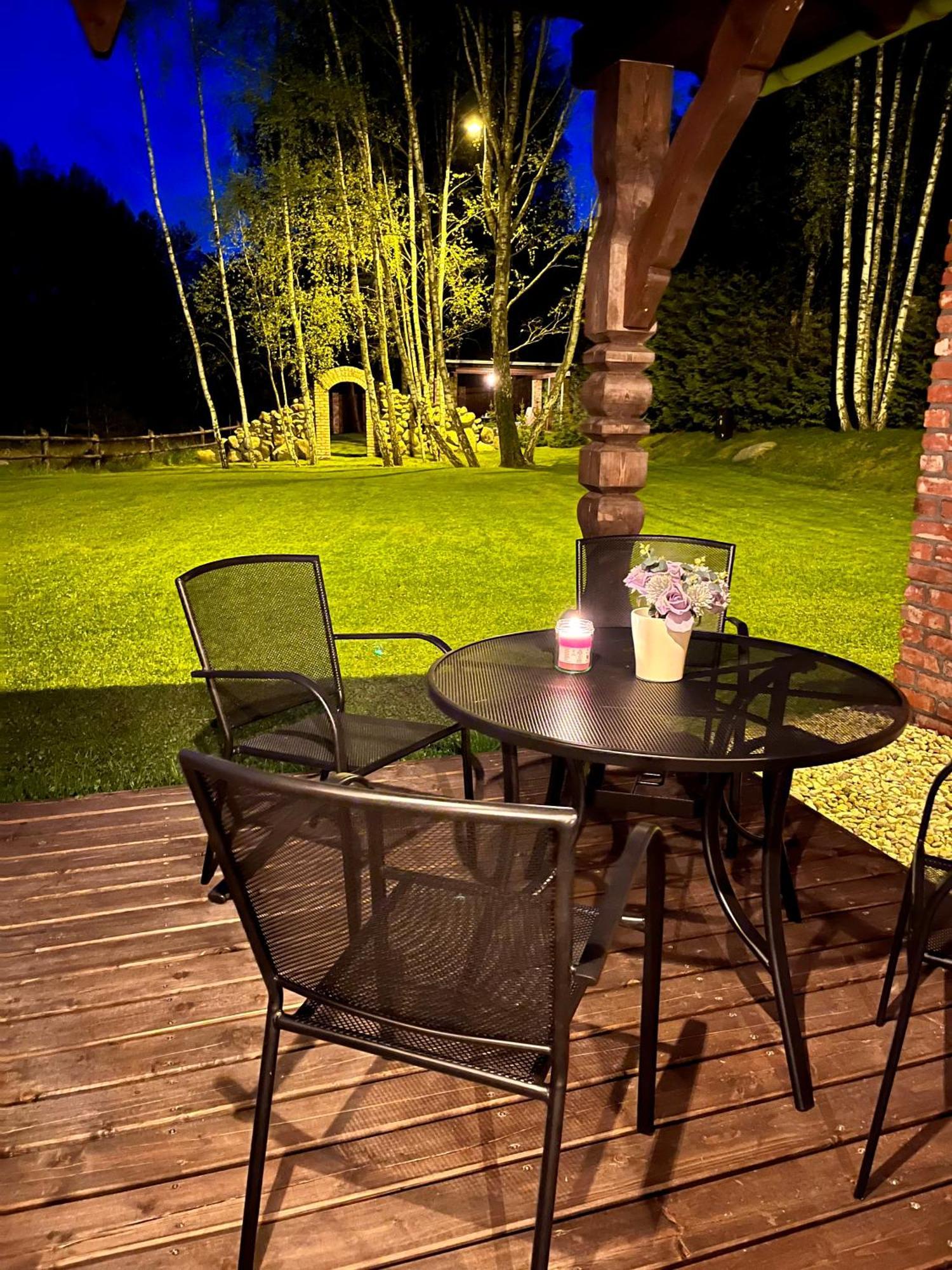 Dworek Wdzydze Apartment *