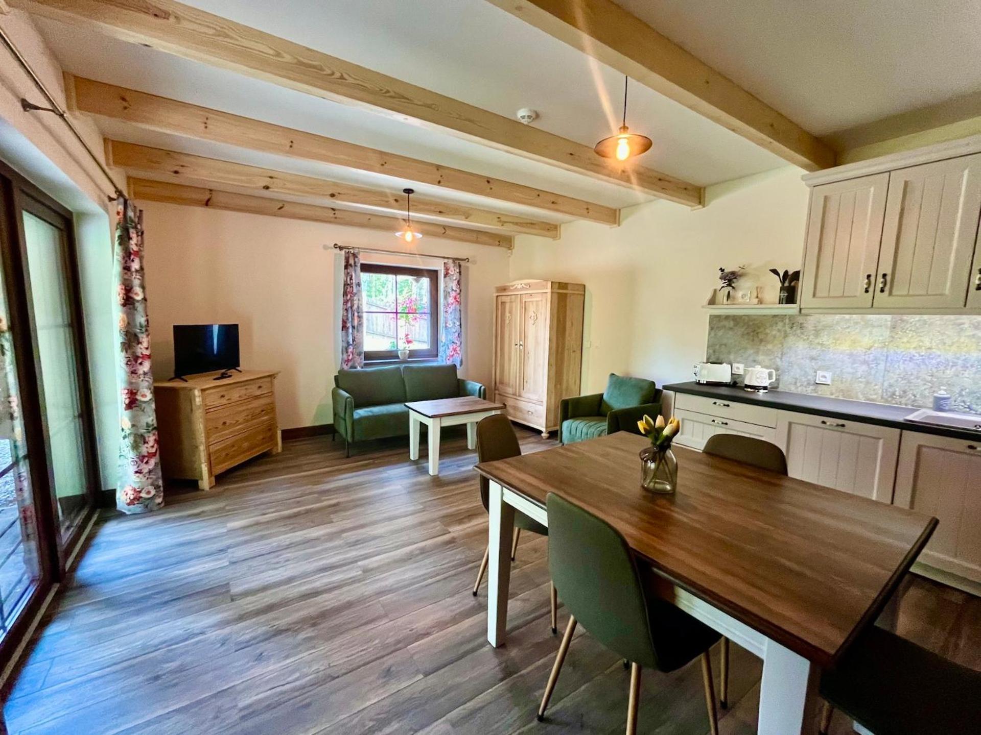 Apartment Dworek Wdzydze