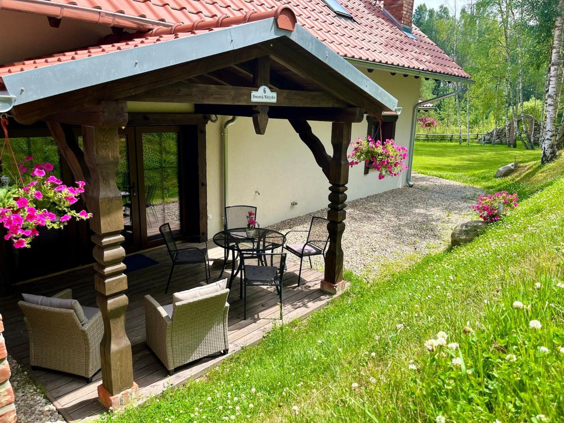 Dworek Wdzydze Przytarnia