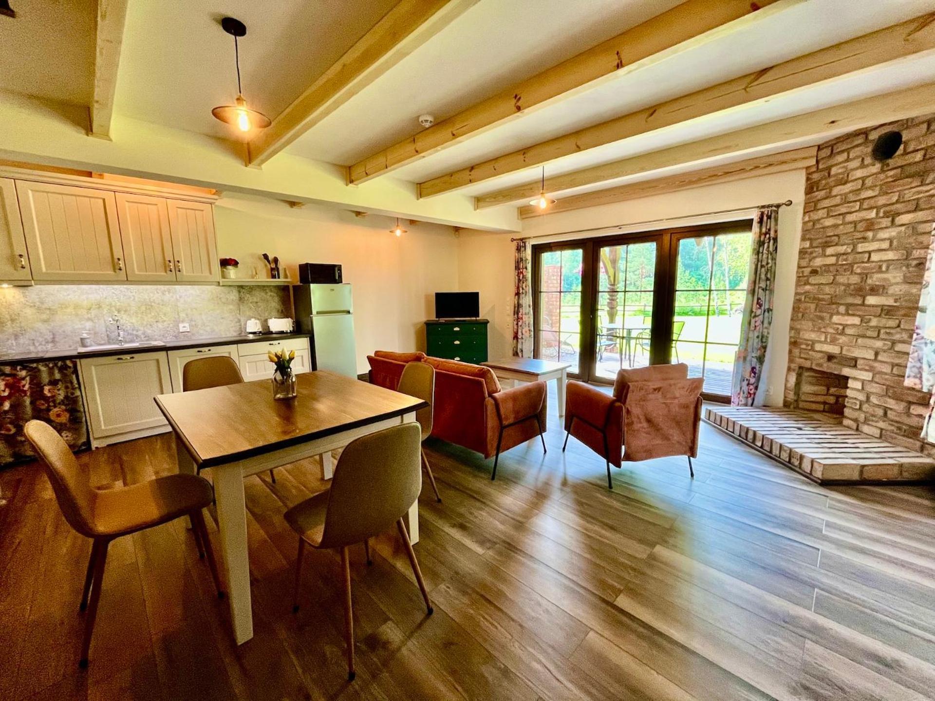 Apartment Dworek Wdzydze Przytarnia